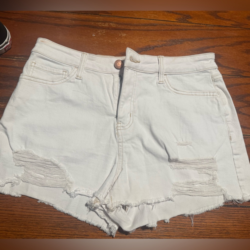 SO White Jean Shorts Classic Denim Style